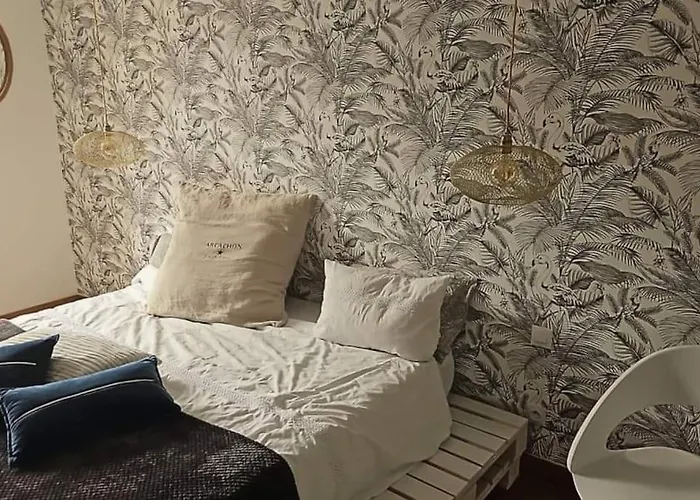 - Canal Du Midi Saint-Martin-Lalande